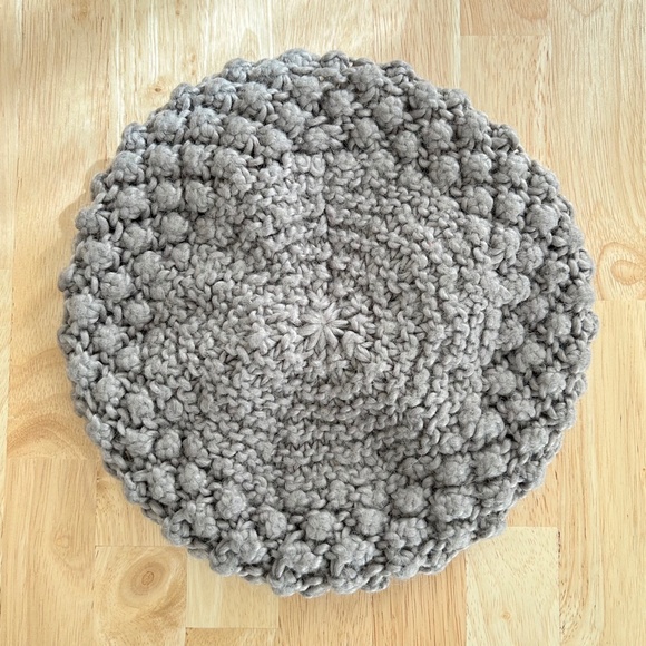 H&M Handknit Wool Blend Taupe Beige Beanie Hat - Picture 2 of 6